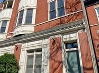 2053 N Racine Ave #2S, Chicago, IL 60614