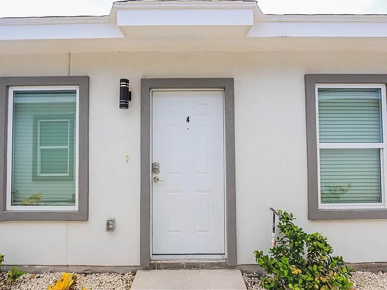 913 W Sunset Valley St — Photo 4