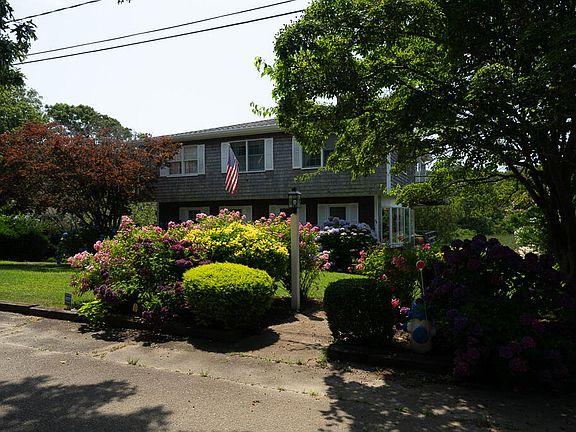 4th image of 38 Nemasket Road