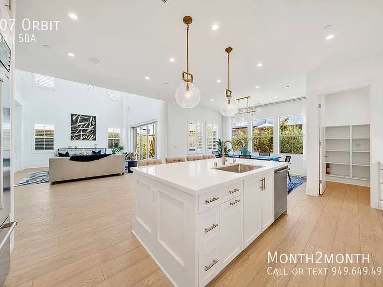 107 Orbit — Photo 25