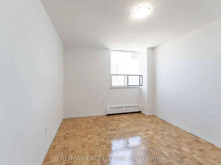 1385 Midland Ave #611 — Photo 10