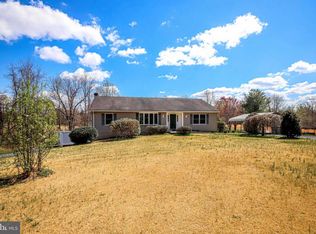 40 Maddox Ln, Amissville, VA