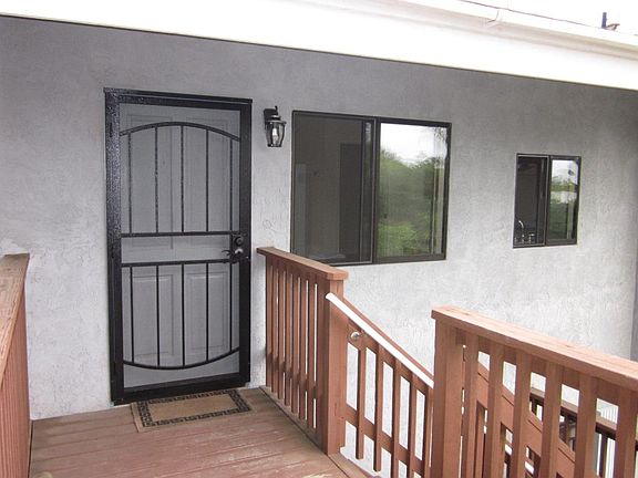 Privacy screen door entrance