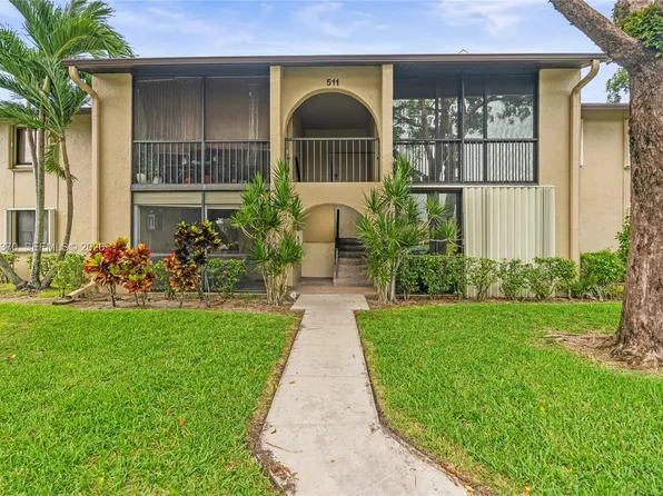 511 Shady Pine Way APT D1, Greenacres, FL 33415