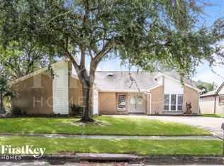 1403 Diana Ct, Houston, TX 77062