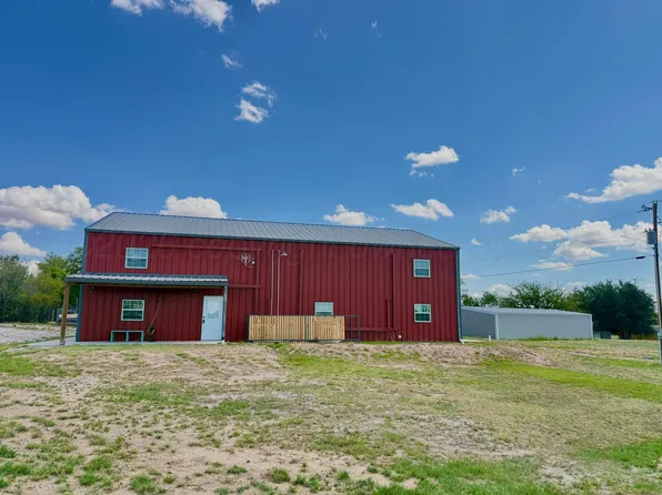 222 Bass Ave, Howardwick, TX 79226