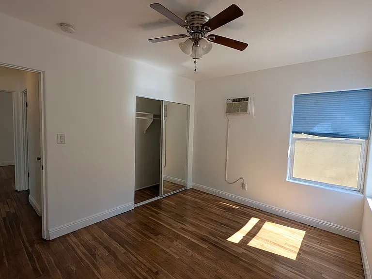 6206 Cahuenga Blvd — Photo 10