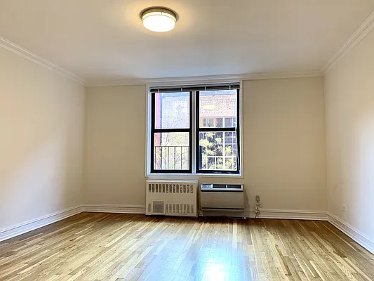 Rented by Urban Real Estate Inc | media 9