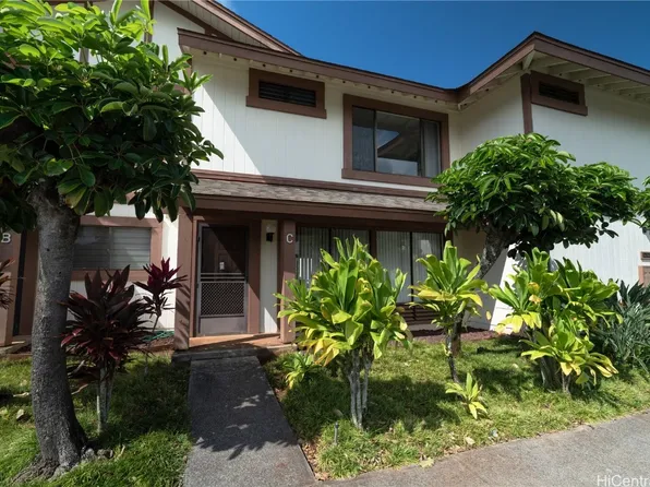 98-1706 Kaahumanu St #8C, Pearl City, HI 96782