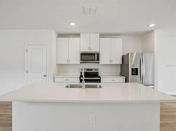280 Lazy Shore Dr, Nokomis, FL 34275