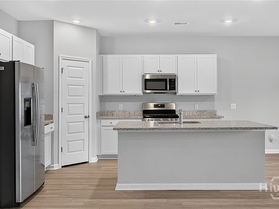 5th image of 133 Franklins Walk