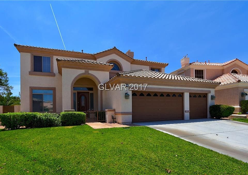 1st image of 81 Chateau Whistler Ct