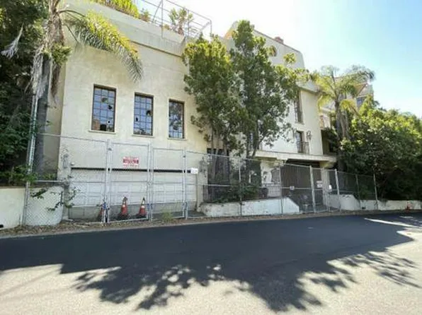 1754 Sunset Plaza Dr, Los Angeles, CA 90069