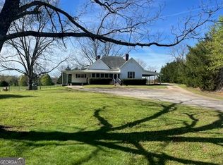 992 S Laney Rd, Locust Grove, GA 30248