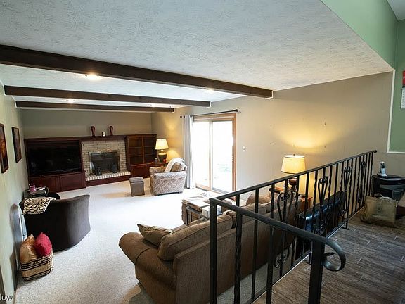 3rd image of 20281 Glen Russ Ln