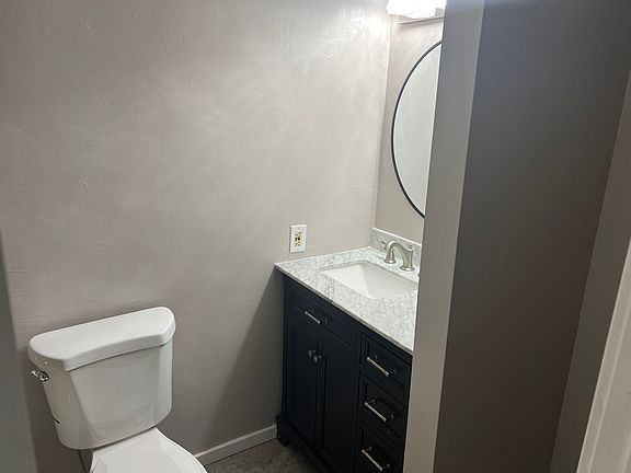 4th image of 23104 Sandalwood Dr