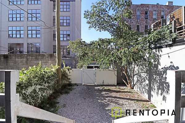 Rented by Rentopia | media 31