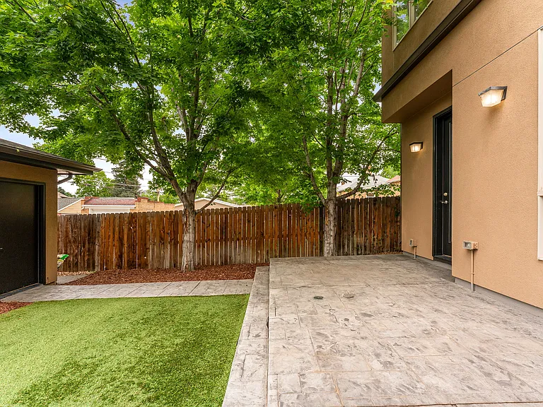 2155 S Logan St #2155 — Photo 73