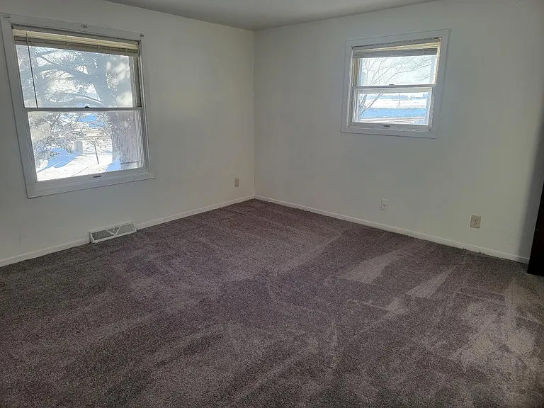 48 Rose Park SW — Photo 12