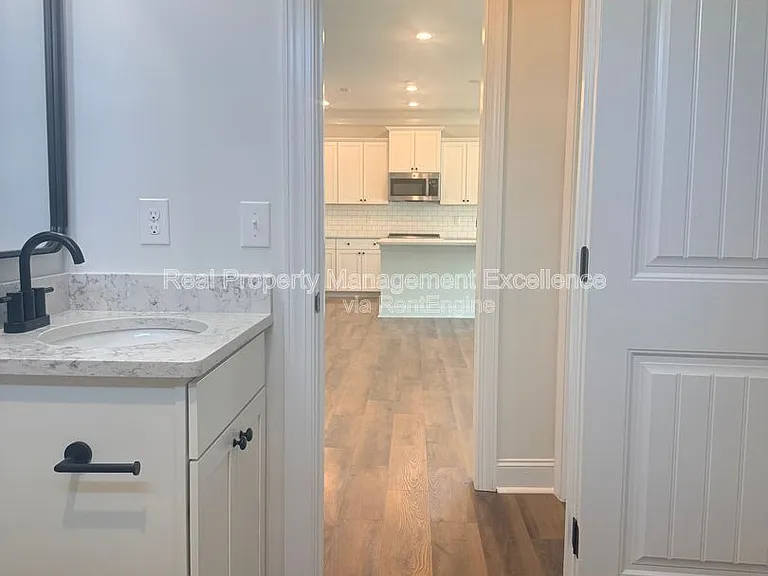 16 Clear Creek Cir — Photo 30