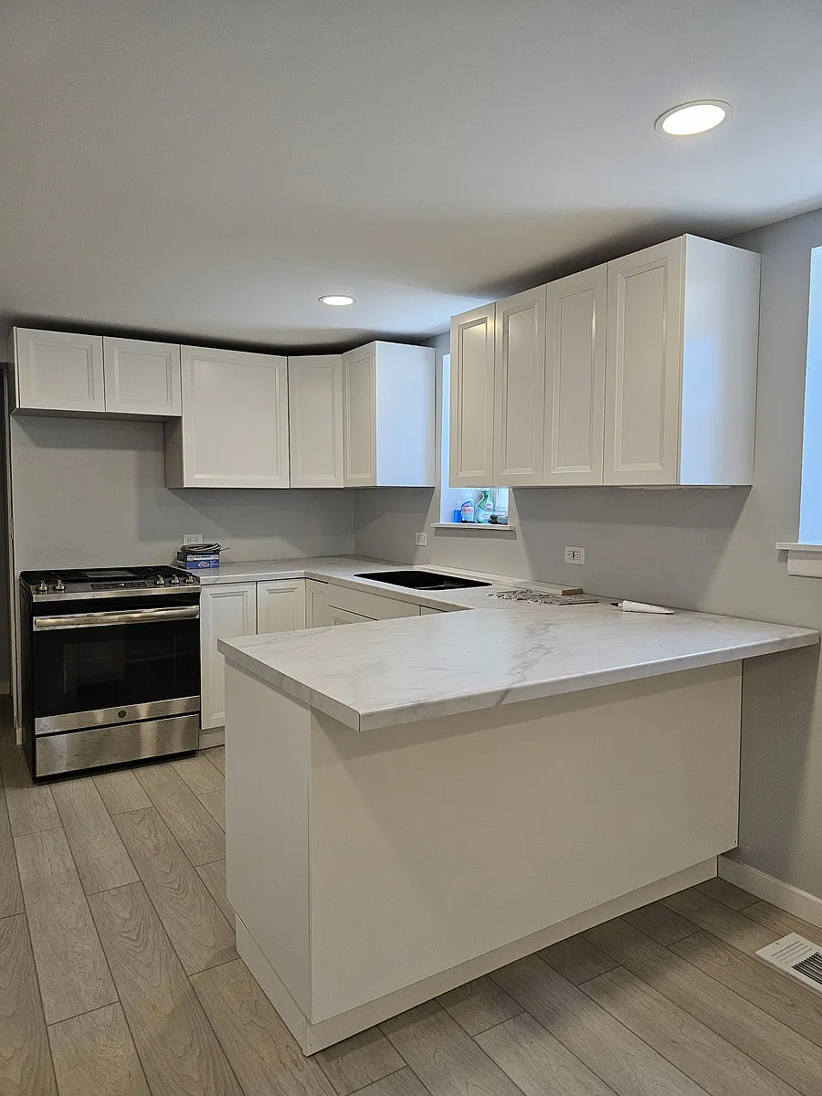 Building Photo - 2417 N Washtenaw Ave #1
