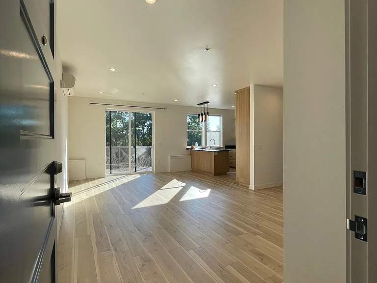 245 W Valley View Rd #1-8 — Photo 22