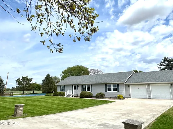 8037 Adams Ridge Rd, Defiance, OH 43512
