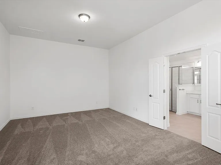 1425 Cole Estates Dr — Photo 29