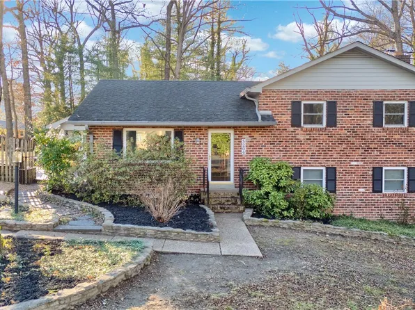 5204 Pineland Ct, North Chesterfield, VA 23234