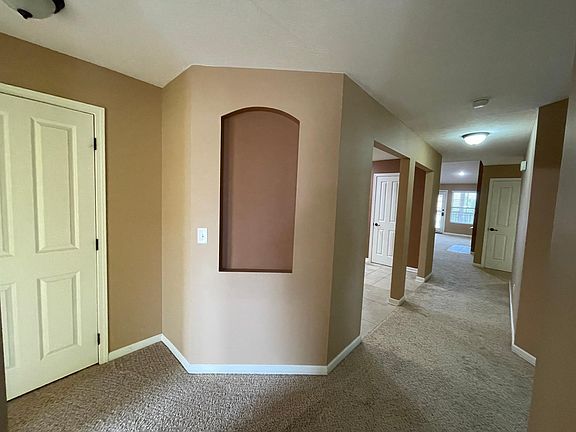 Walk way from the stairs