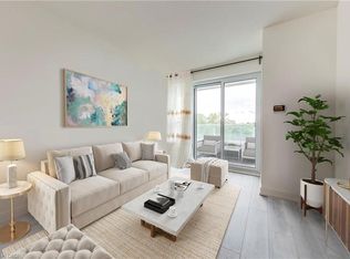 10 Wilby Cres Unit 309, Toronto, ON M9N 1E5