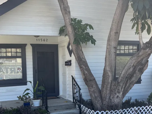 11562 Wyoming Ave, Los Angeles, CA 90025