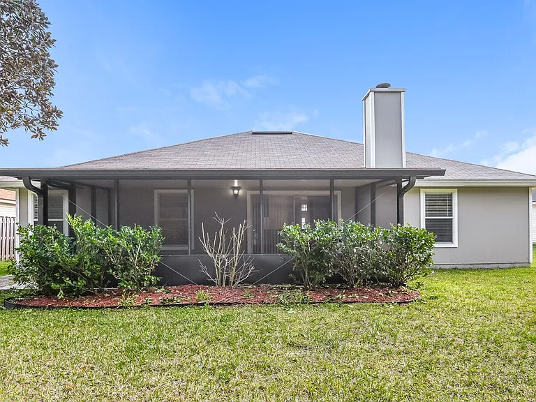 1572 Timber Trace Dr — Photo 16
