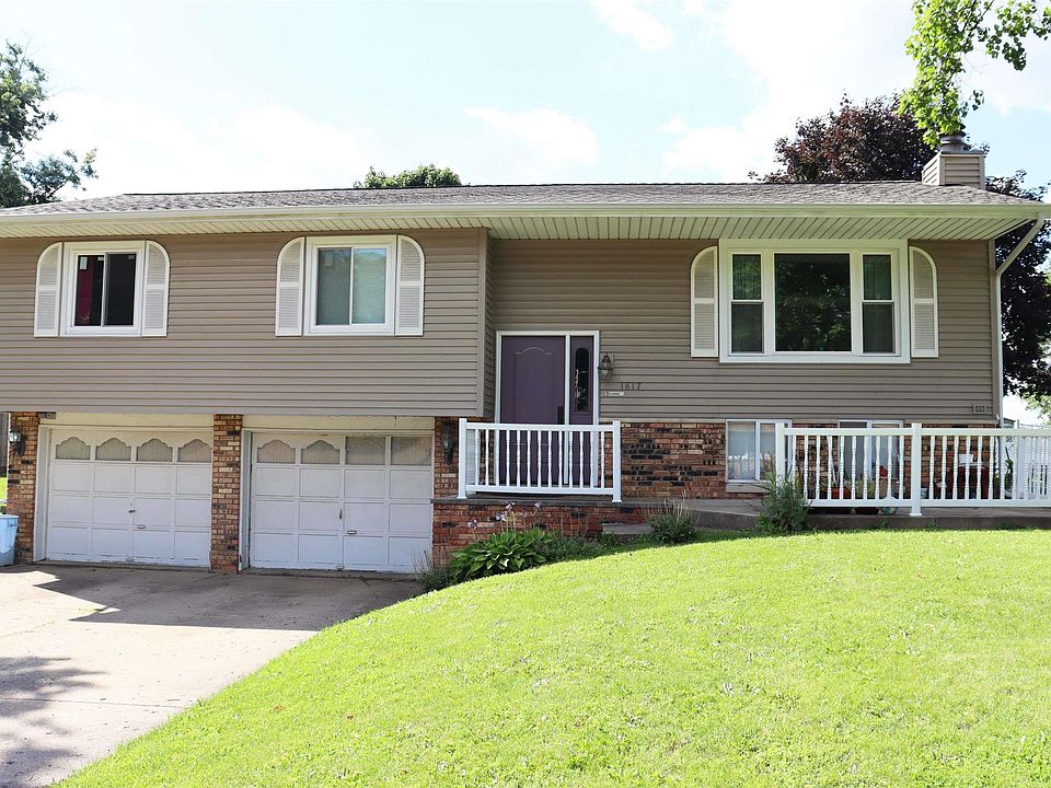 1st image of 1817 S Hopewood Ln