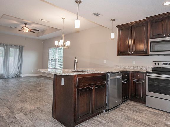 4th image of 8495 Crissy Ln