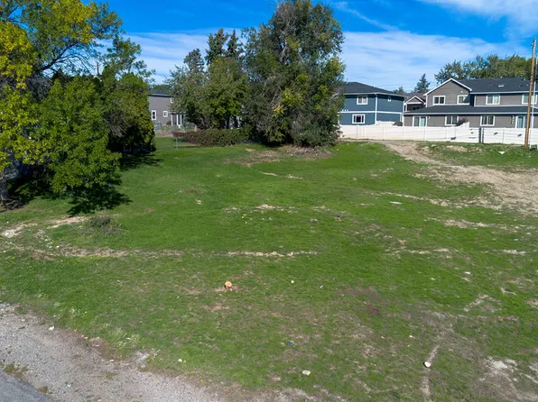 1009 Wyoming Ave, Billings, MT 59102