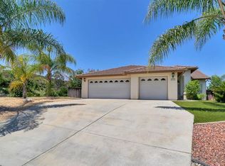8576 Clifford Heights Rd, Santee, CA 92071