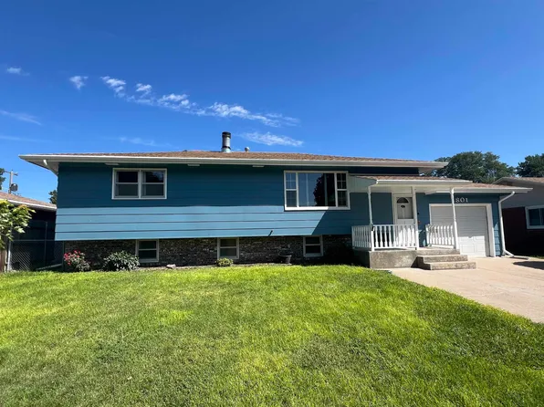 1801 W Philip Ave, North Platte, NE 69101