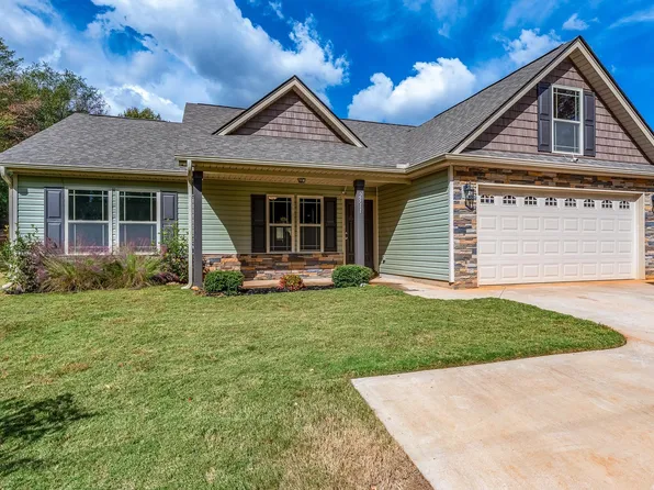 2511 Foster Rd, Inman, SC 29349