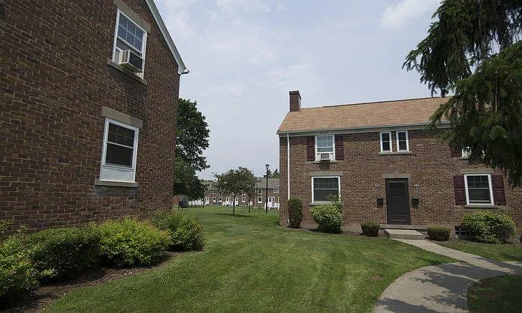 Norton Village — Photo 9