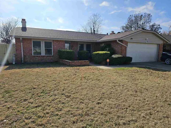 7710 NW Taylor Ave, Lawton, OK 73505