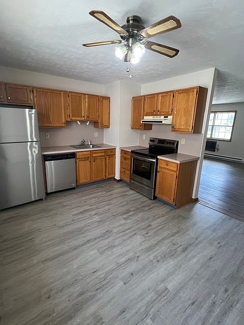 1st image of 1608-1612 Crane St #2