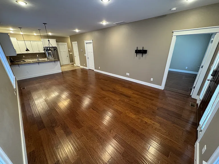 37 E Blackford Ave — Photo 24