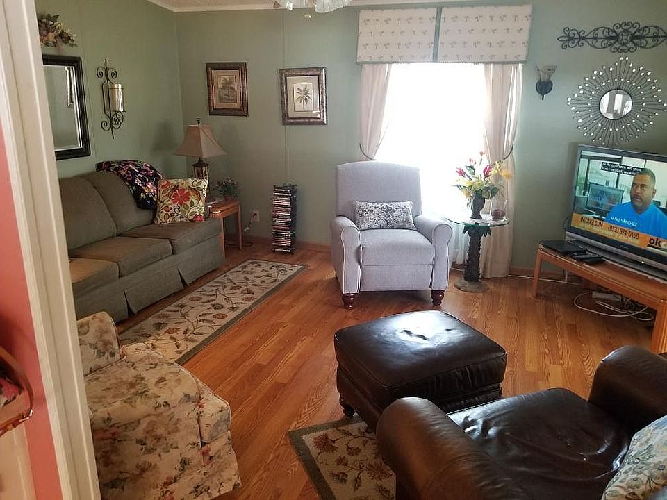 1st image of 38034 Vinson Ave