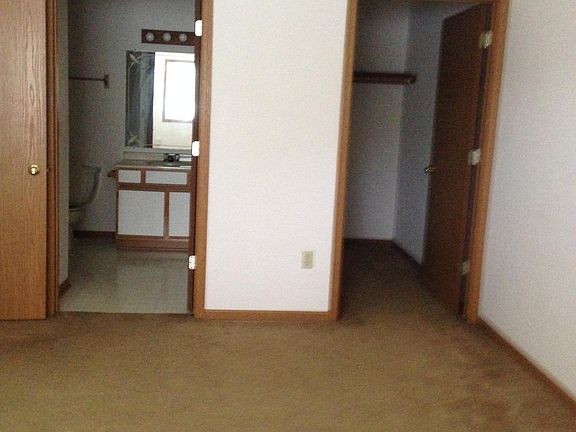 4th image of 310 N 5th St APT 15