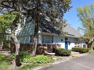 3319 Simpson St, Evanston, IL 60201