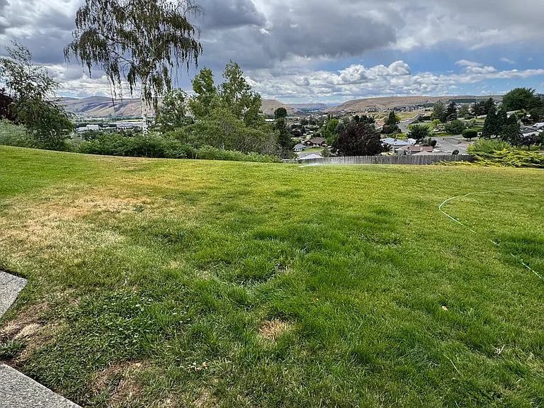 1013 Goodlander Dr #1 — Photo 16