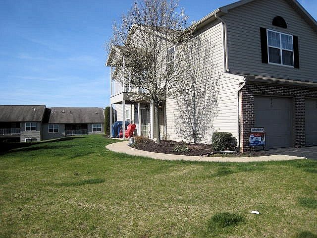 2nd image of 303 Thrush Dr
