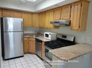 133 W 7th St #3, Boston, MA 02127