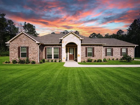 120 Sanctuary Rd, Huntsville, TX 77340